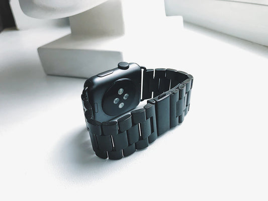Update Your Style with Seasonal Watch Band Trends