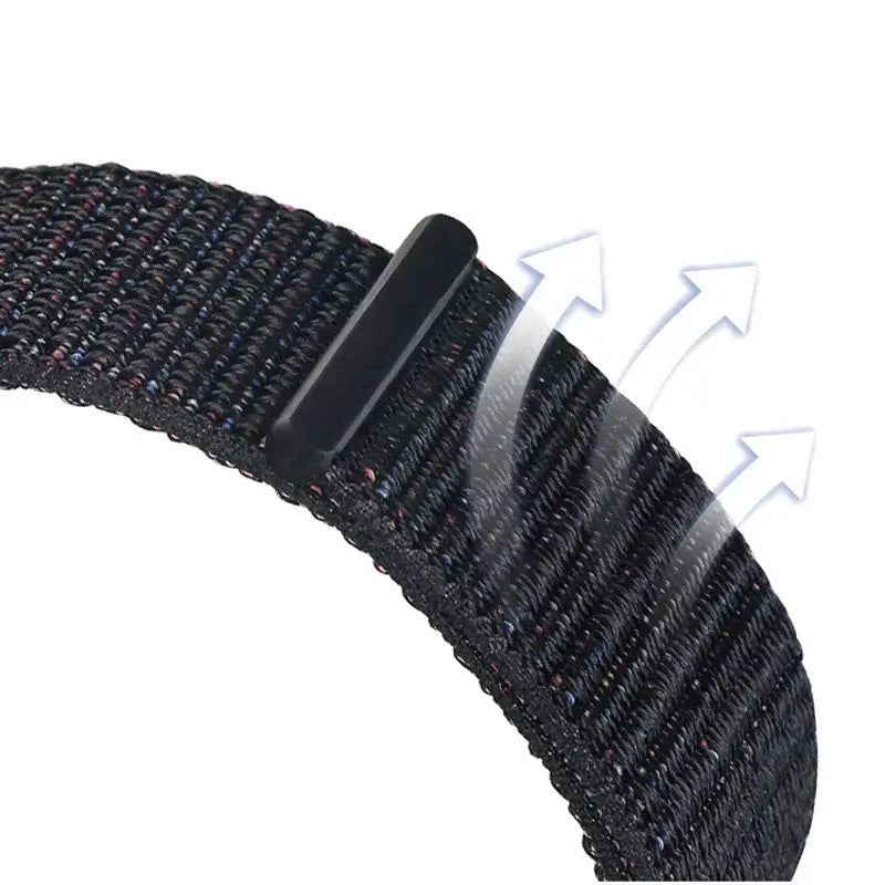 Fitbit Charge 5 & 6 Nylon Hook-and-Loop Band hook-and-loop closure detail