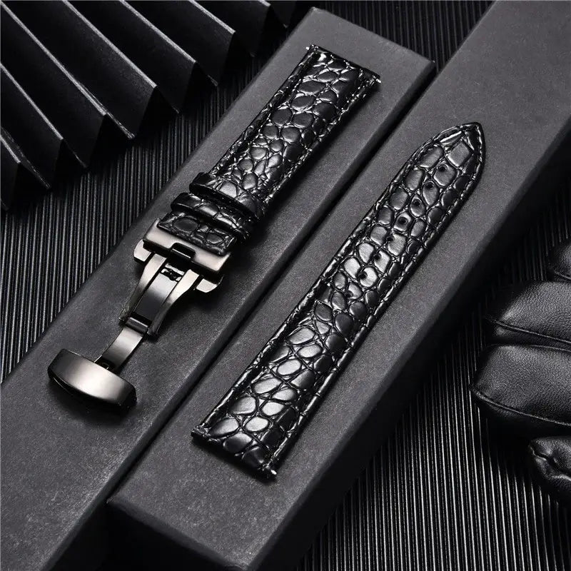 Suunto Crocodile-Pattern Leather Clasp Band - Black / Black Clasp