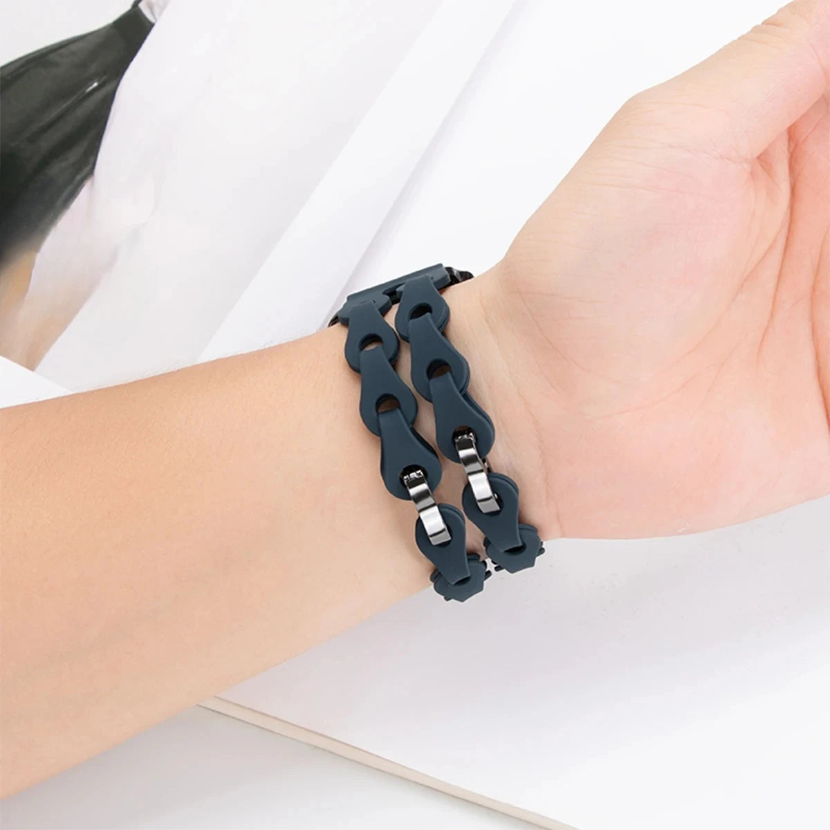 Samsung Galaxy Silicone Chain Watch Band – Watch8/Watch8 Classic/Watch9/Ultra/Ultra2 Multi shown on wrist.