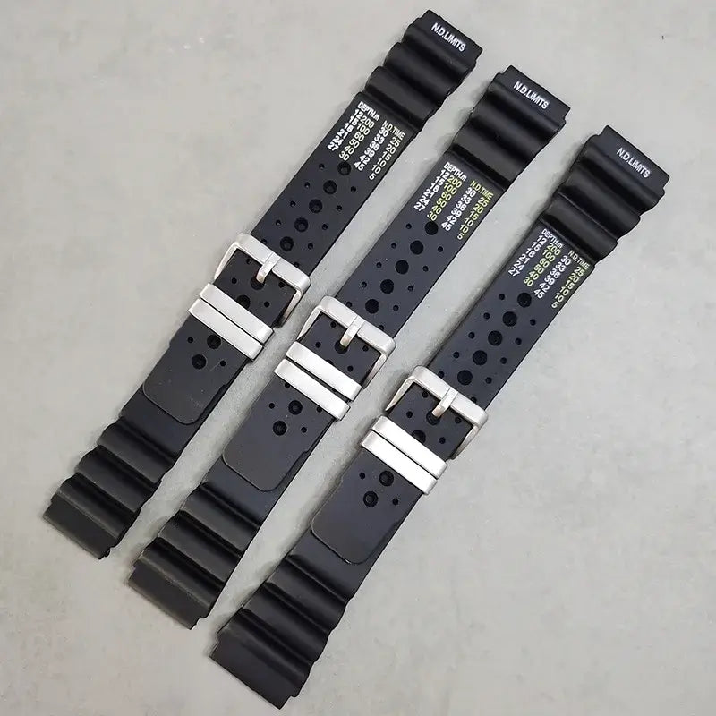 Suunto Silicone Dive-Style Band - Black strap layout