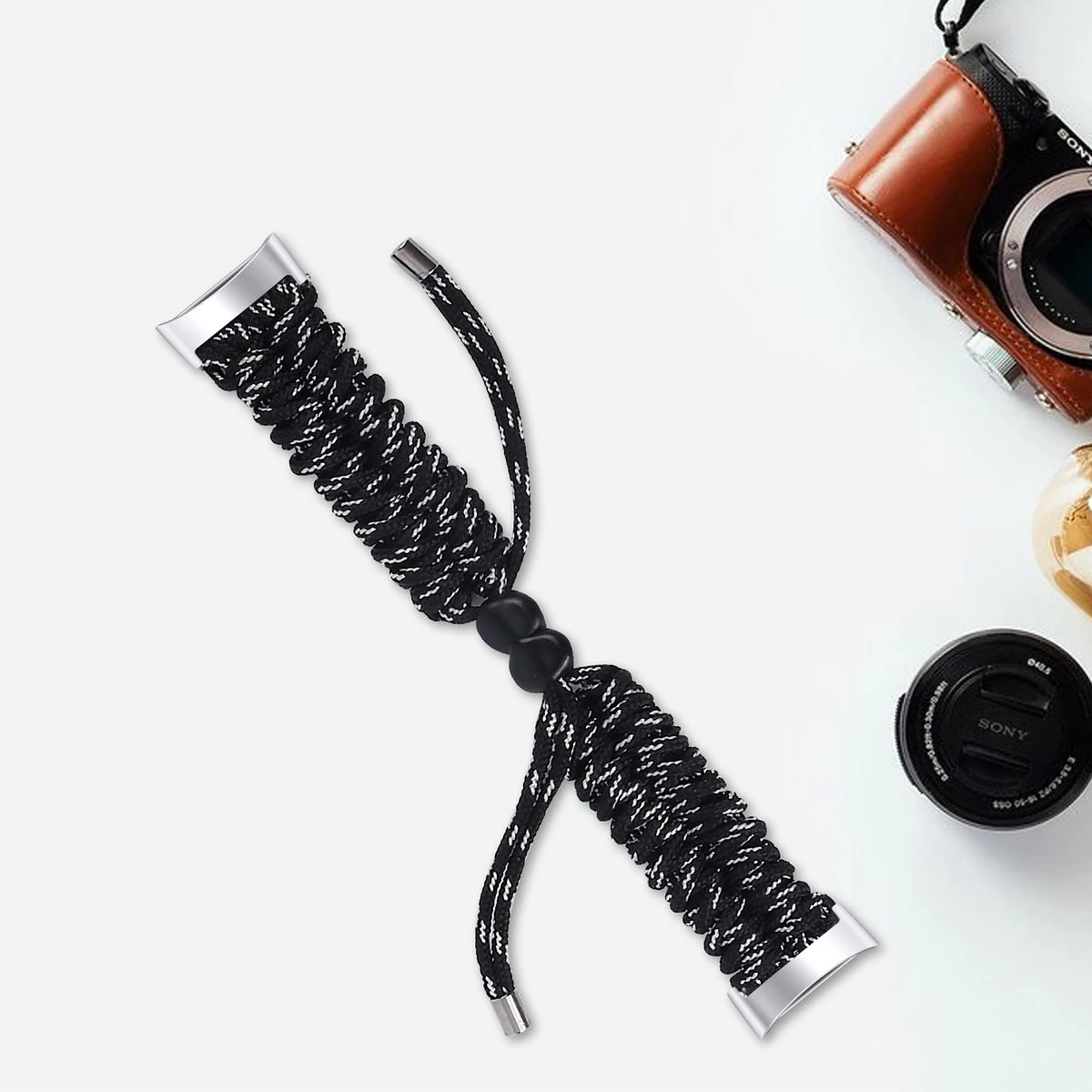 Fitbit Charge 6, 5, 4, 3 and 2 Braided Rope Band, Adjustable — design detail