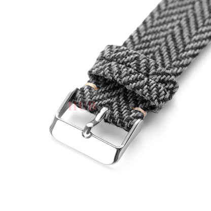 Garmin 18/20/22mm Quick Release Herringbone Woven Band — buckle close-up