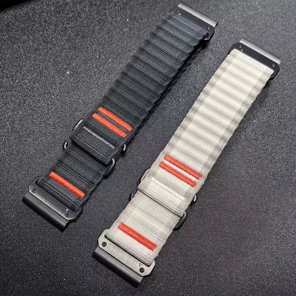 Garmin QuickFit 22/26mm Canvas Nylon Loop Band — band detail