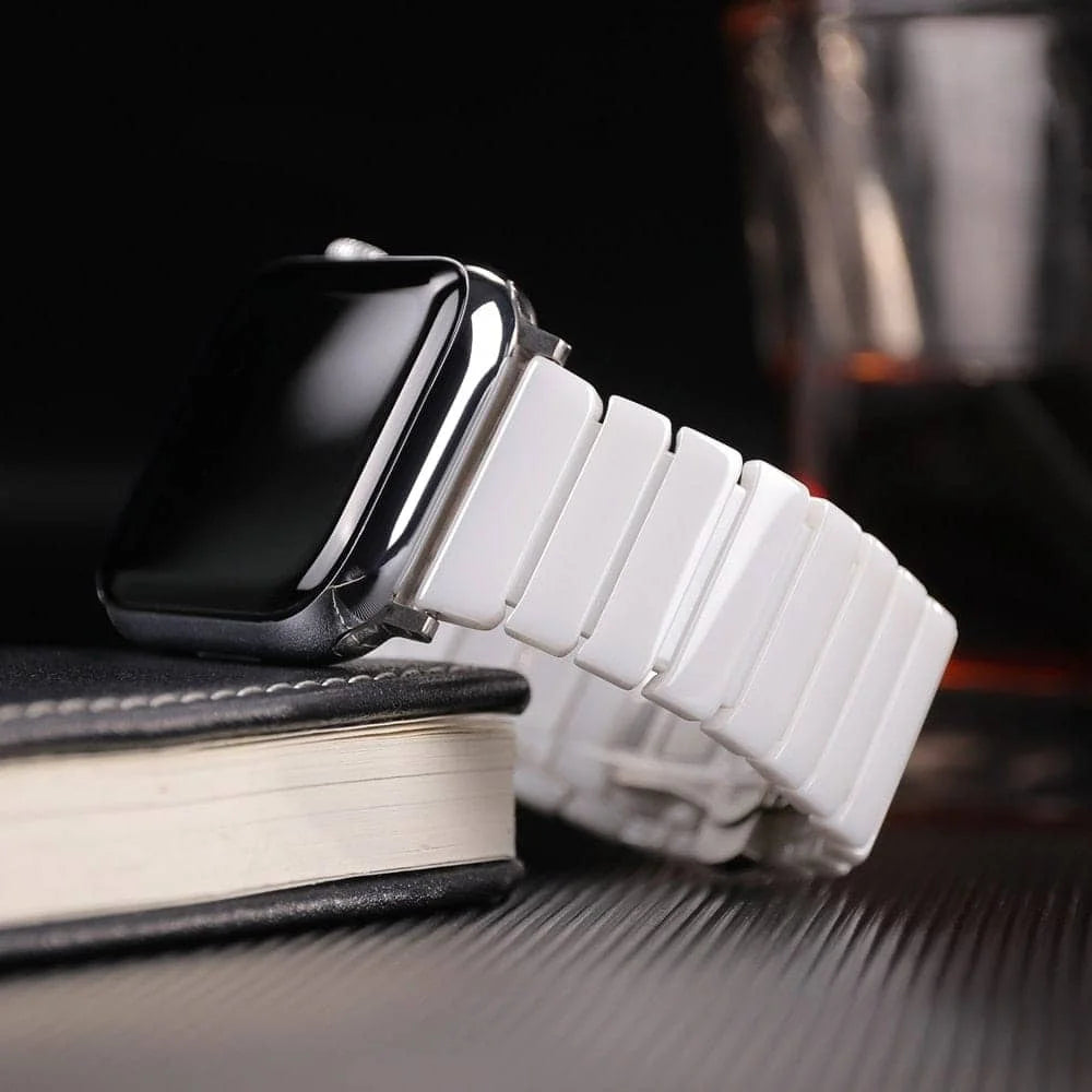 Ceramic Apple Watch Bracelet Band - Flat & Three-Row Links in White / Flat Links