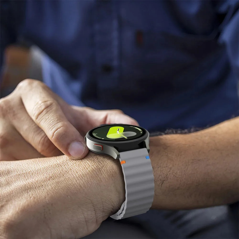 Motorola Moto Ribbed Silicone Band with Matching Buckle — Gray band worn on wrist