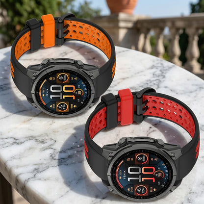 Garmin QuickFit 22/26mm Flexible Two-Tone Vented Silicone Band — band detail
