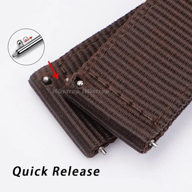 Garmin Woven Nylon Band — quick-release pin close-up
