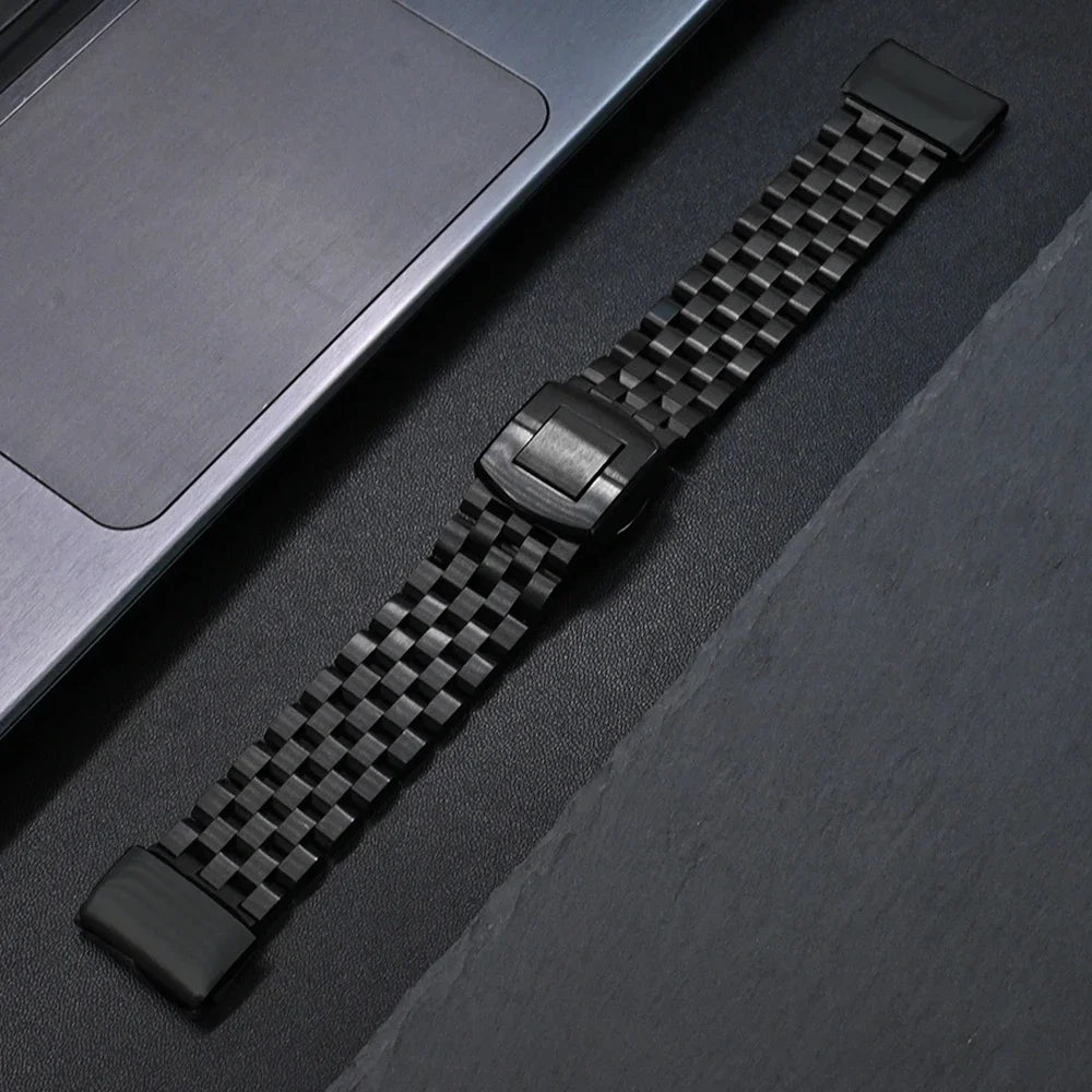 Garmin Stainless Steel Checker-Link Band in Black