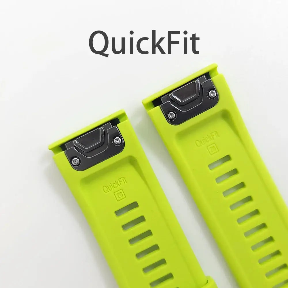 Garmin QuickFit Two-Tone Silicone Sport Band QuickFit connector close-up