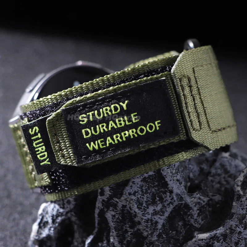 Nylon Hook-and-Loop Band for Polar – stitched text patch detail
