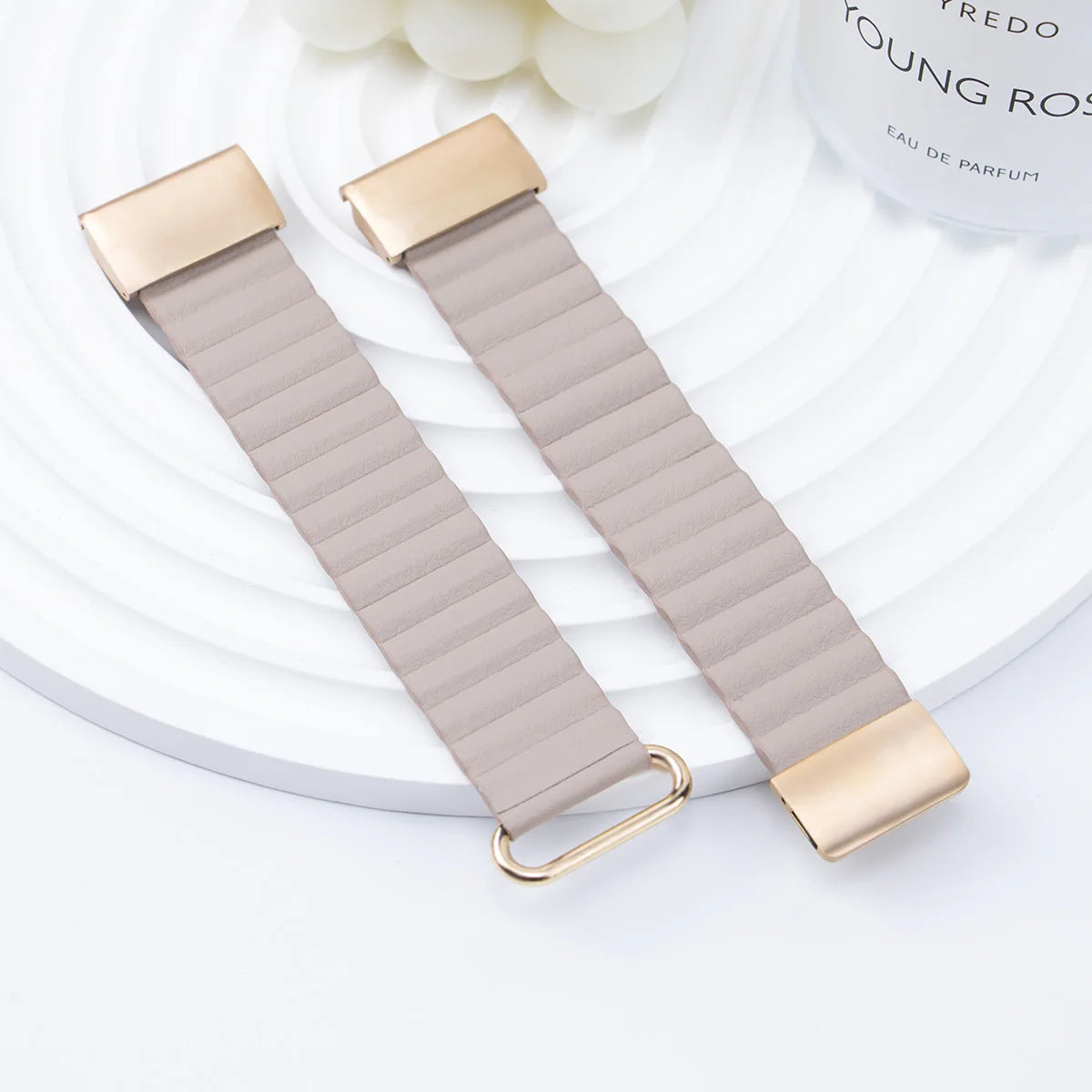 Garmin QuickFit Ribbed Magnetic Leather Band in Greige