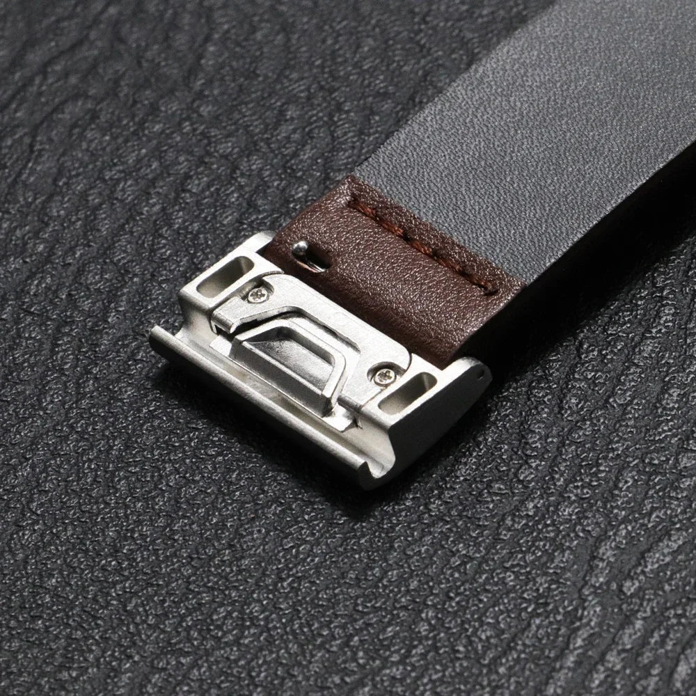 Garmin QuickFit Minimal Leather Band leather stitching and QuickFit connector close-up