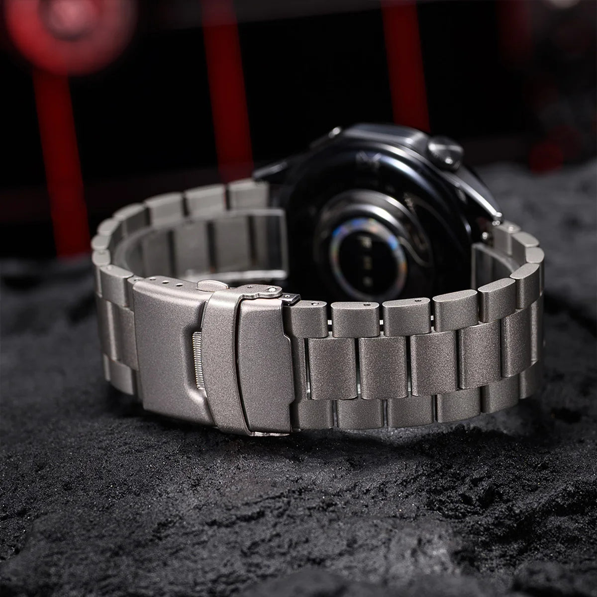 Google Pixel Watch 5, 4 and 3 45mm Titanium Link Band, Safety Clasp — design detail