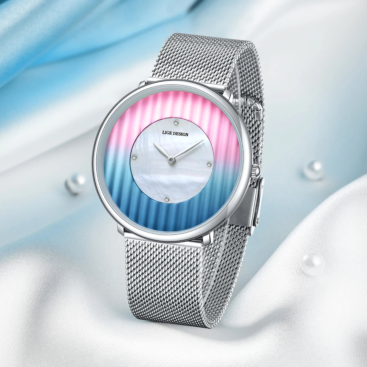 Women's Gradient Dial Mesh Quartz Watch — Mesh bracelet and gradient dial — BandsCo Straps
