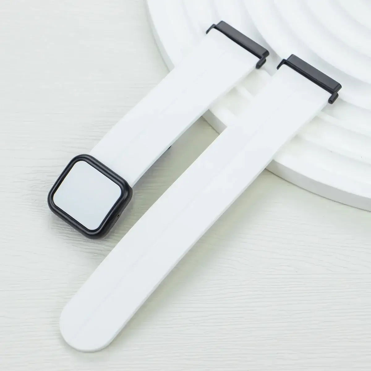 Fitbit Versa & Sense Square-Clasp Magnetic Silicone Band - White