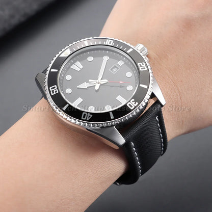 Garmin Sailcloth Band in black on a watch