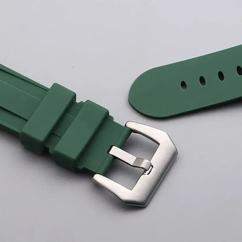 Suunto Recessed-Panel Silicone Band - Green buckle detail