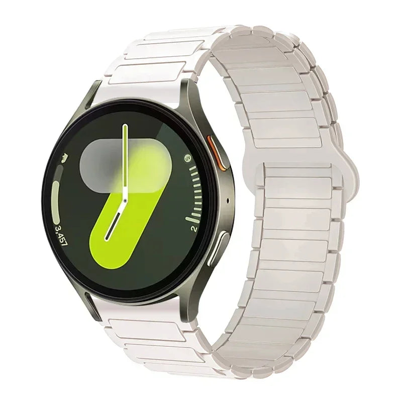 COROS Ribbed Magnetic Silicone Loop Band – White / Cream