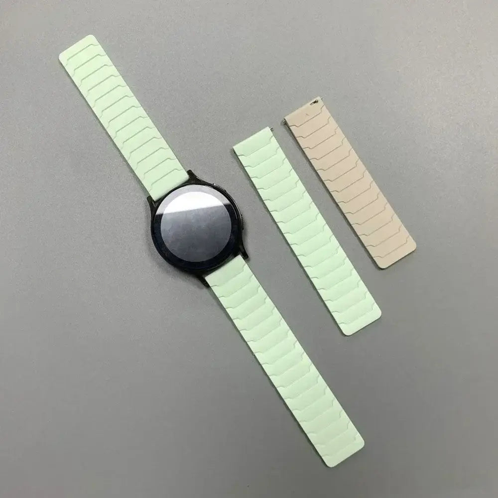 Amazfit Segmented Magnetic Silicone Loop Band — Mint Green / Starlight
